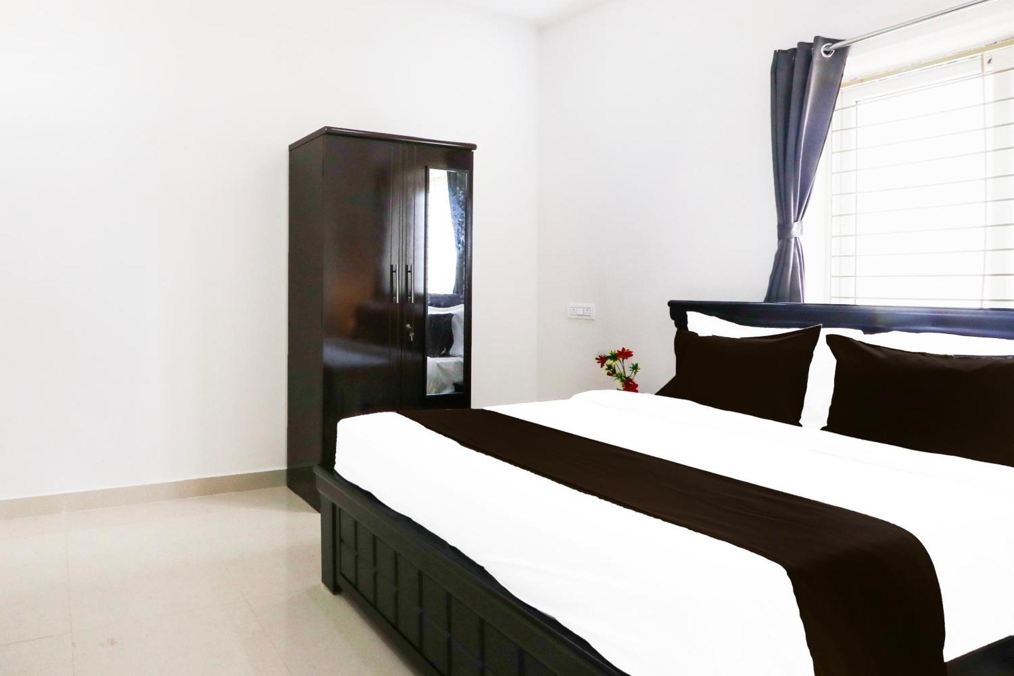 Super Hotel O Adibatla Near Tcs Ibrahimpatan Ngoại thất bức ảnh